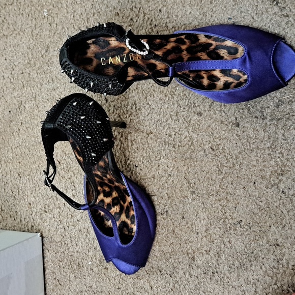 Canzone Spike Purple Heels - Picture 7 of 11